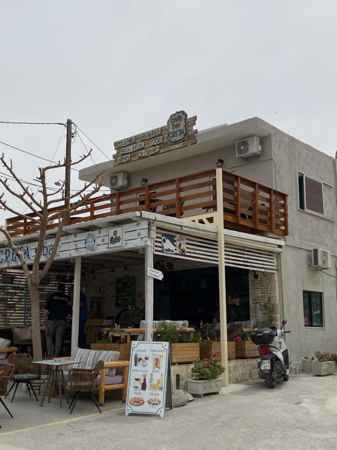 Square Studios Georgia Матала Экстерьер фото