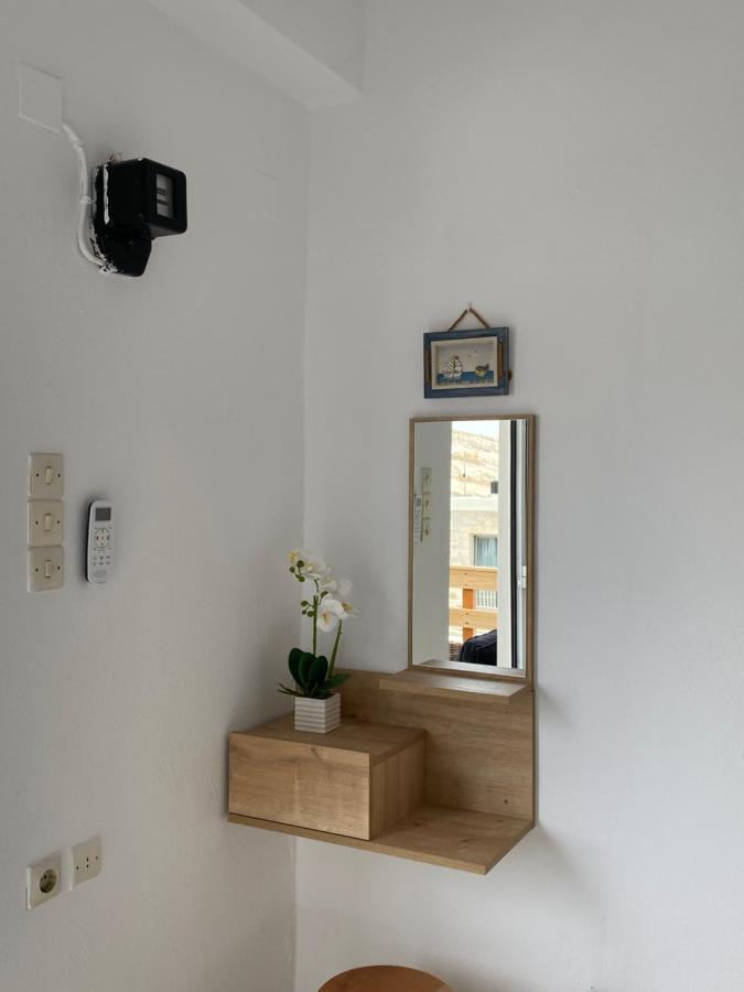 Square Studios Georgia Матала Экстерьер фото